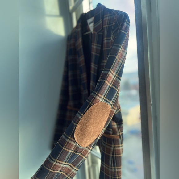 Tommy Hilfiger Jacket / Brand New / Never worn - Picture 2 of 6